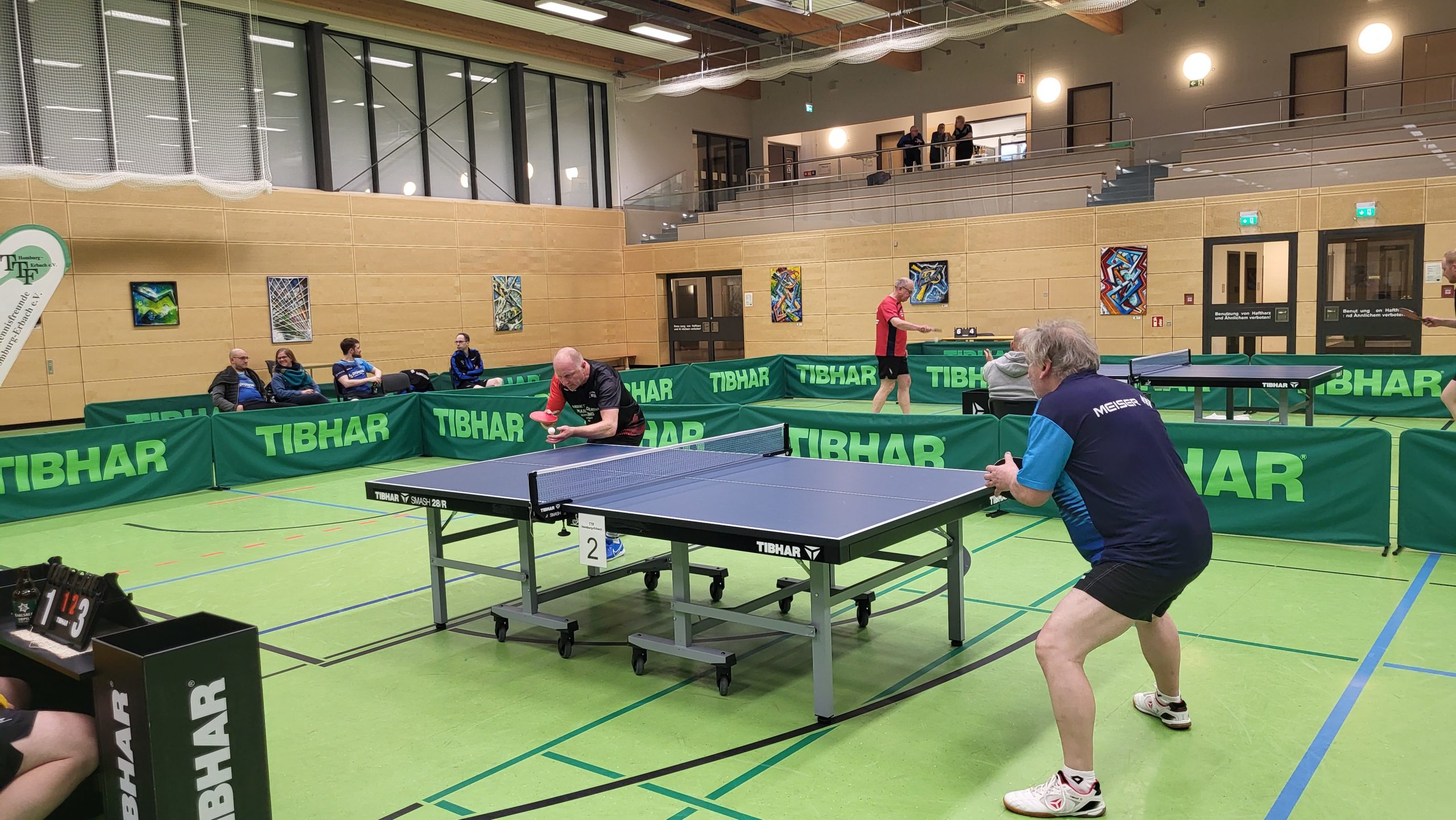 Christian Wrobel im Spiel gegen Miroslaw Lata Foto: TTF HOM-Erbach