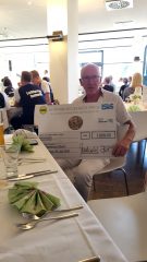 Hermann-Neuberger-Preis - Kurt Pierrot mit dem Scheck